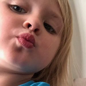 Meet your Posher, Hope